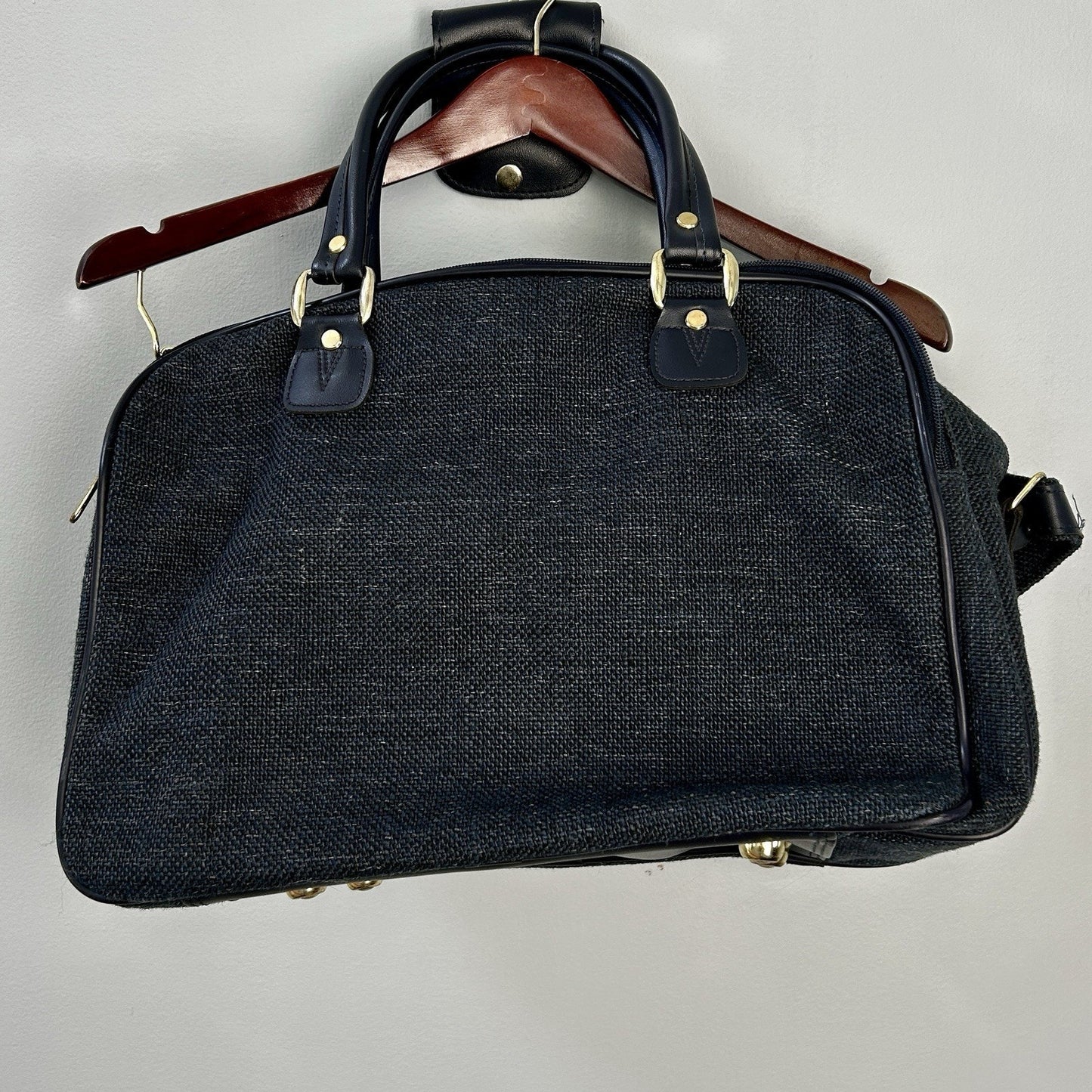 Vitali Black Duffle Bag Adjustable Straps Zipper Closure Carry Handles Unisex
