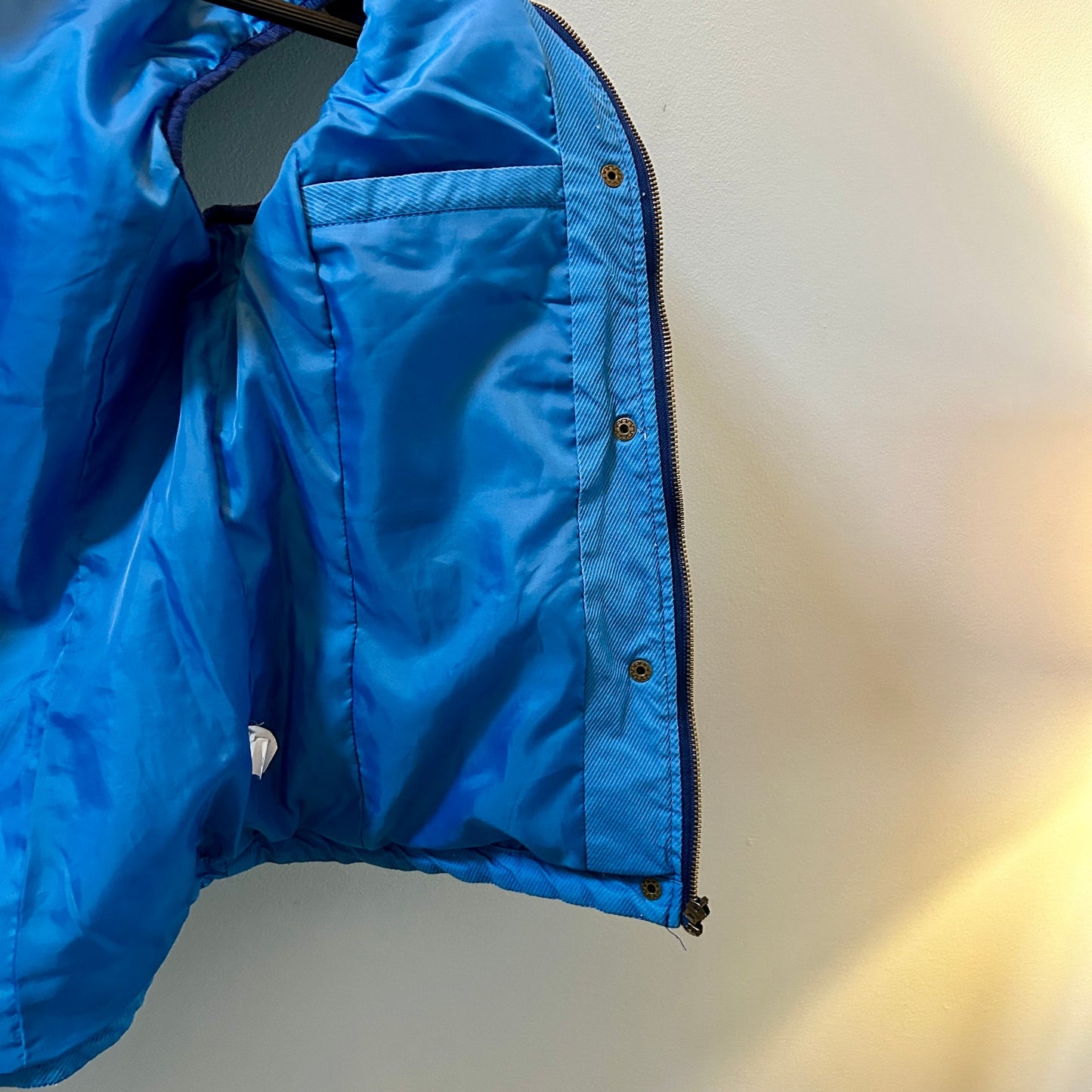 Magellan Outdoors Women's Medium Vest Blue Corduroy Zip