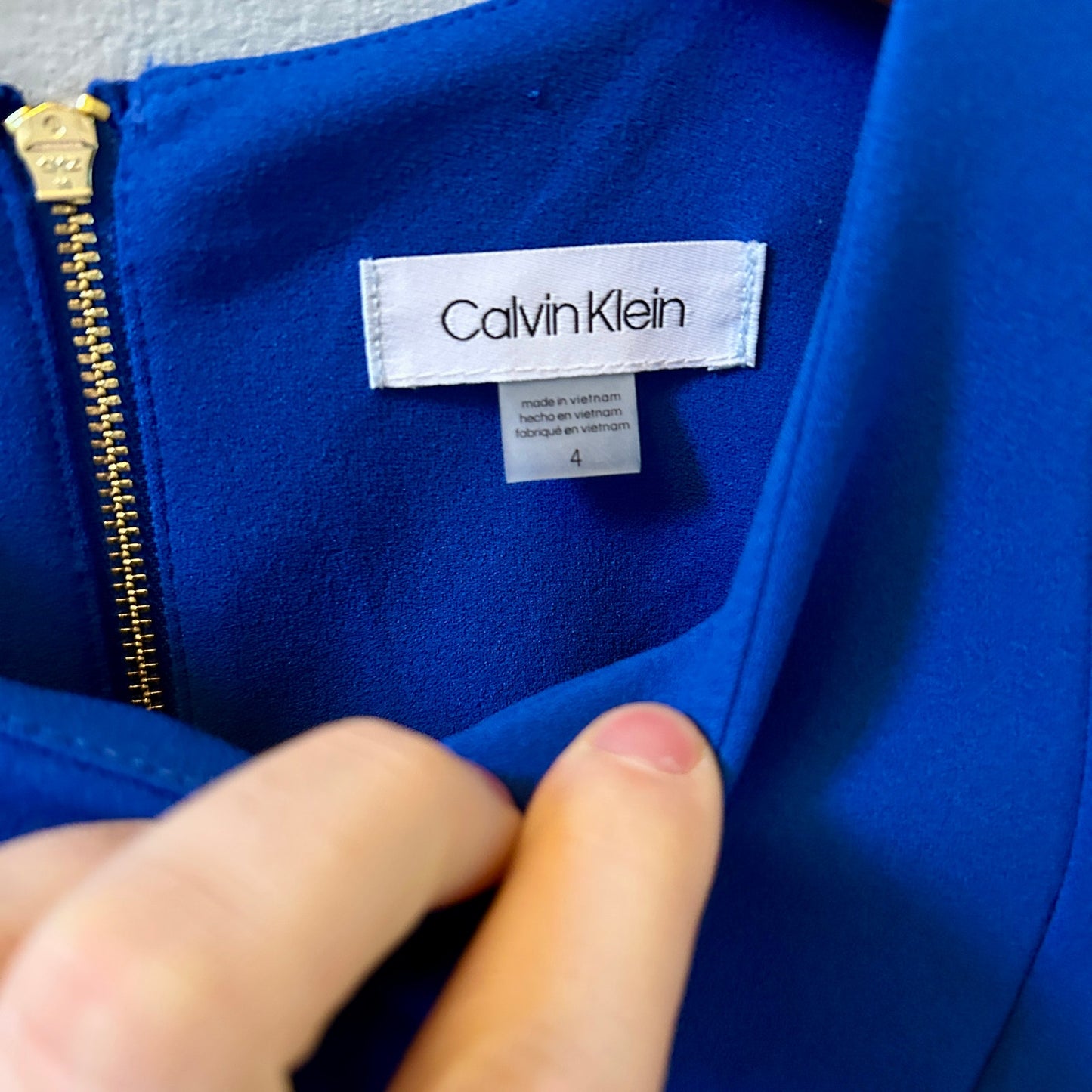 Calvin Klein Royal Blue Sheath Dress Size 4 Tulip Cap Sleeve