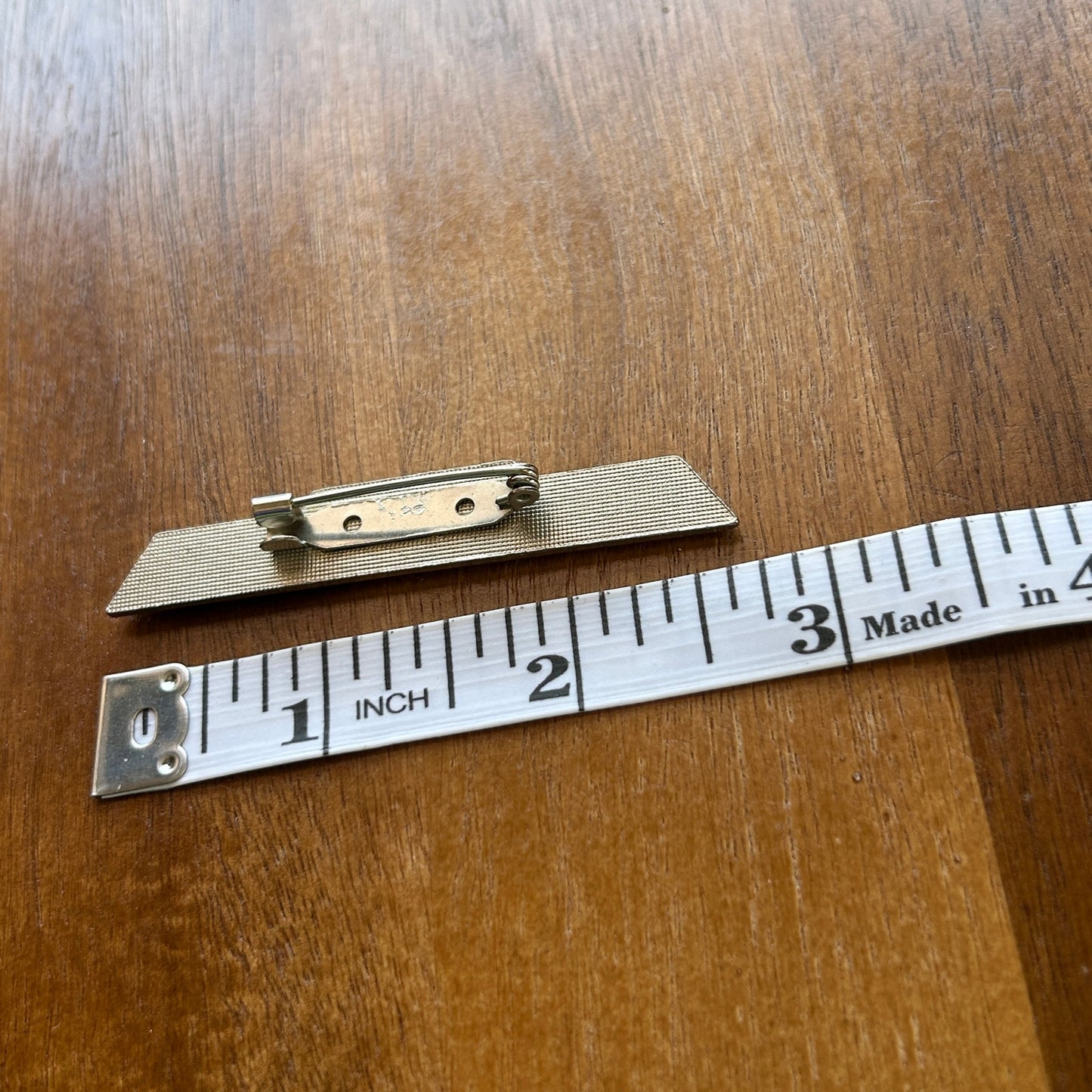Vintage Art Deco Geometric Bar Brooch | Black Enamel & Gold Tone Swirl Pin