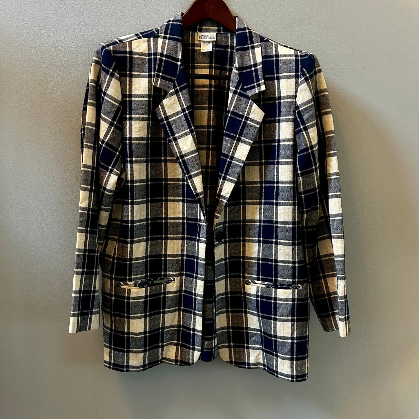 Modern Essentials Women’s Large Plaid Blazer Blue Oversized