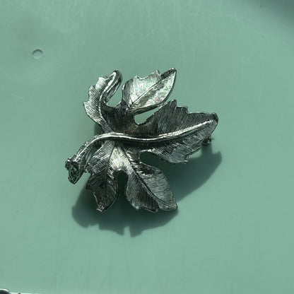 Vintage Silver-Tone Leaf Brooch | Textured Maple Leaf Pin | Mid-Century Jewelry