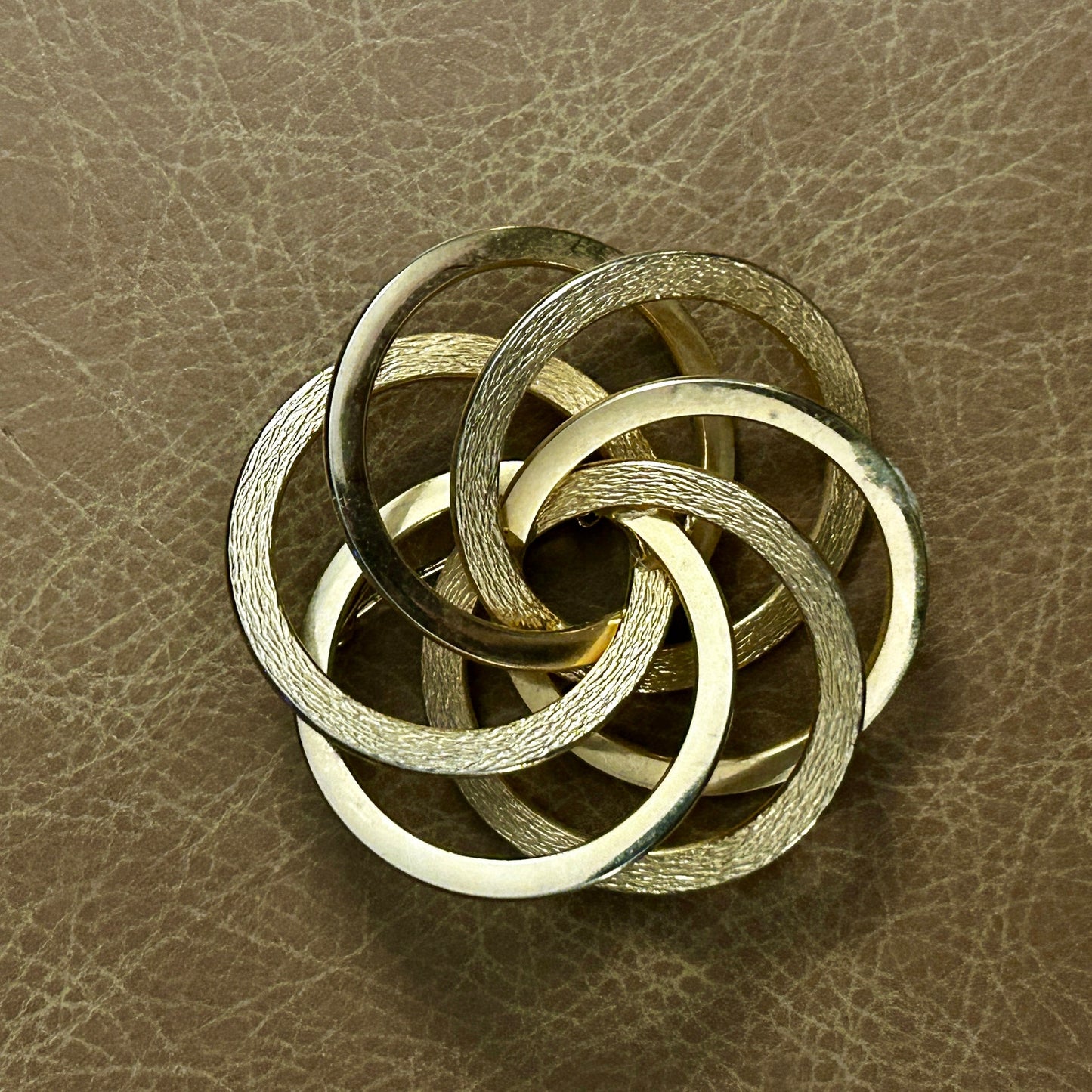 Sarah Coventry Tailored Swirl Gold Tone Brooch Pin Vintage