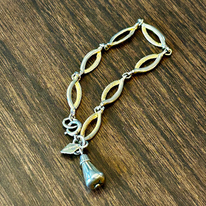Vintage Sarah Coventry Gold Tone Open Leaf Link Bracelet