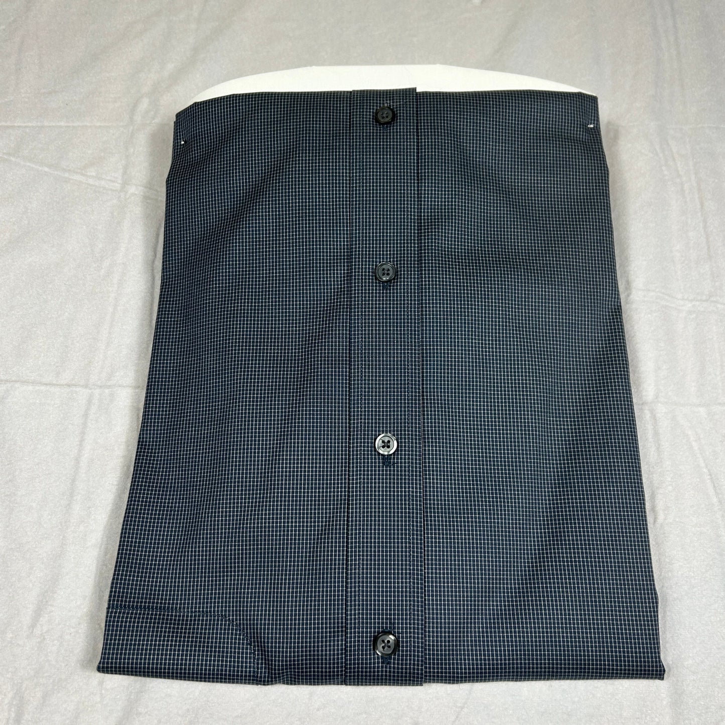 NWT Eddie Bauer Men’s Large Navy Micro-Check Wrinkle-Resistant Dress Shirt