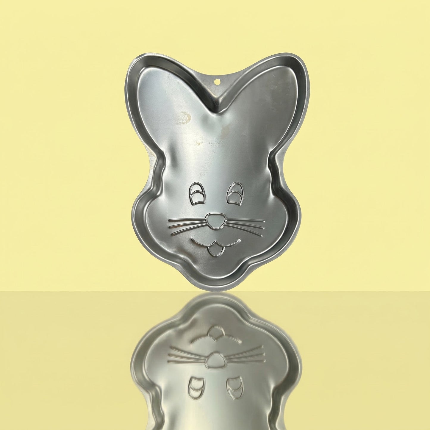 Vintage Wilton Easter Bunny Rabbit Cake Pan | Aluminum Mold | Spring Bakeware