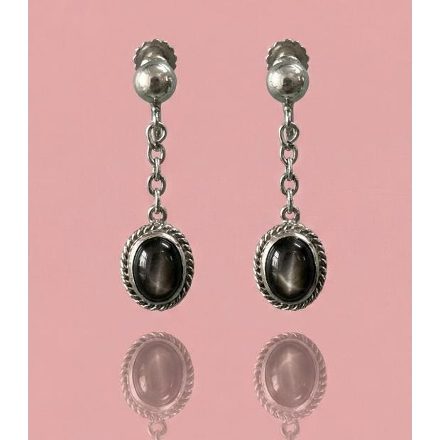 Vintage Black Star Sapphire Screw-Back Earrings