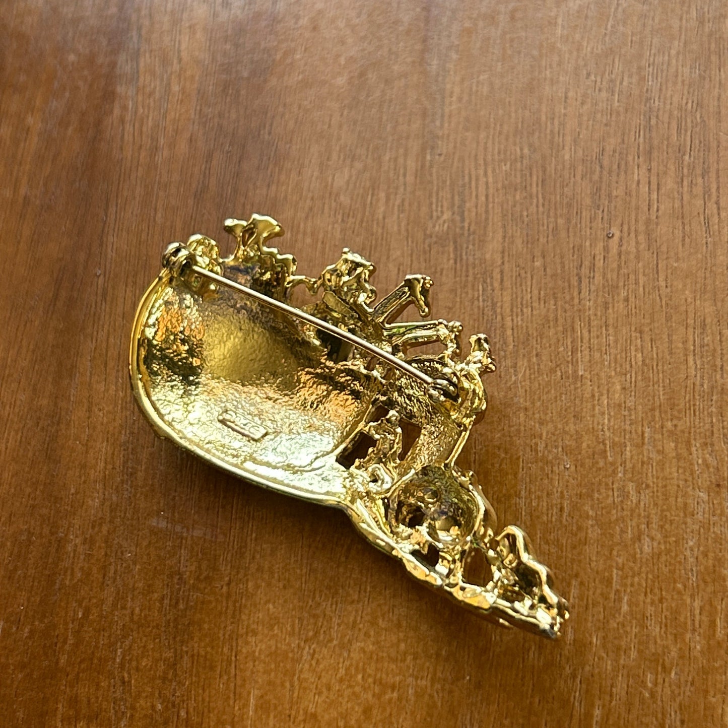 Vintage Noah’s Ark Gold-Tone Brooch, Detailed 3D Animal Figural Pin, Religious