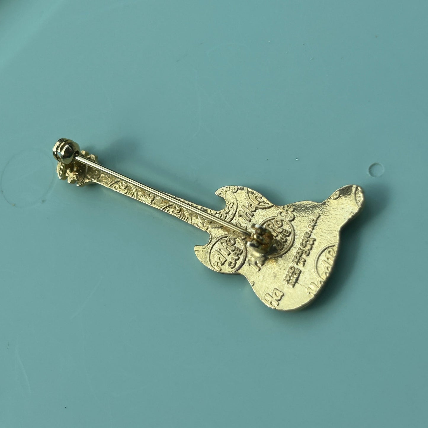 Vintage Hard Rock Cafe Nashville Guitar Pin Brooch Collectible Music Memorabilia