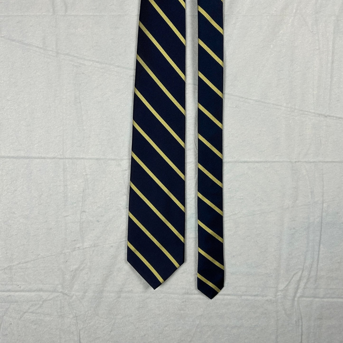 Brooks Brothers Men’s Silk Tie, Navy Blue & Gold Repp Stripe - Made in New York