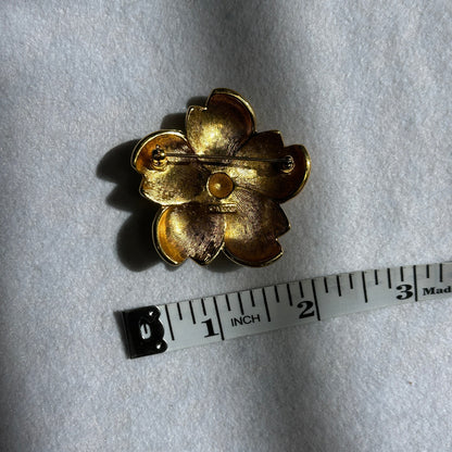 Vintage Monet Signed Gold Tone & White Enamel 5-Petal Flower Brooch Pin