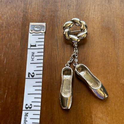 Vintage Silver Tone Ballerina Slipper Brooch, Dangling Ballet Flat Charm Pin