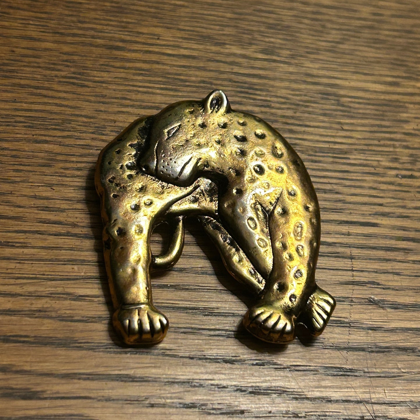 Vintage Leopard Figural Brooch Pin Antiqued Gold Tone Spotted Cat 70s-90s