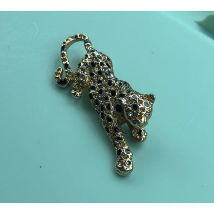 Vintage Gold Tone & Black Enamel Leopard Brooch - Prowling Cheetah Panther Pin