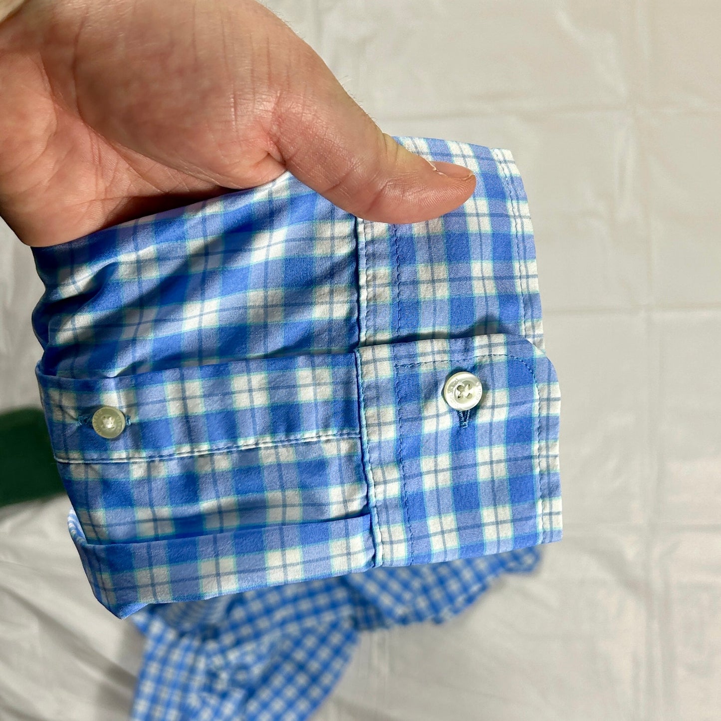 NWT Vineyard Vines On-The-Go Lightweight Plaid Button Down Size L, Classic Fit