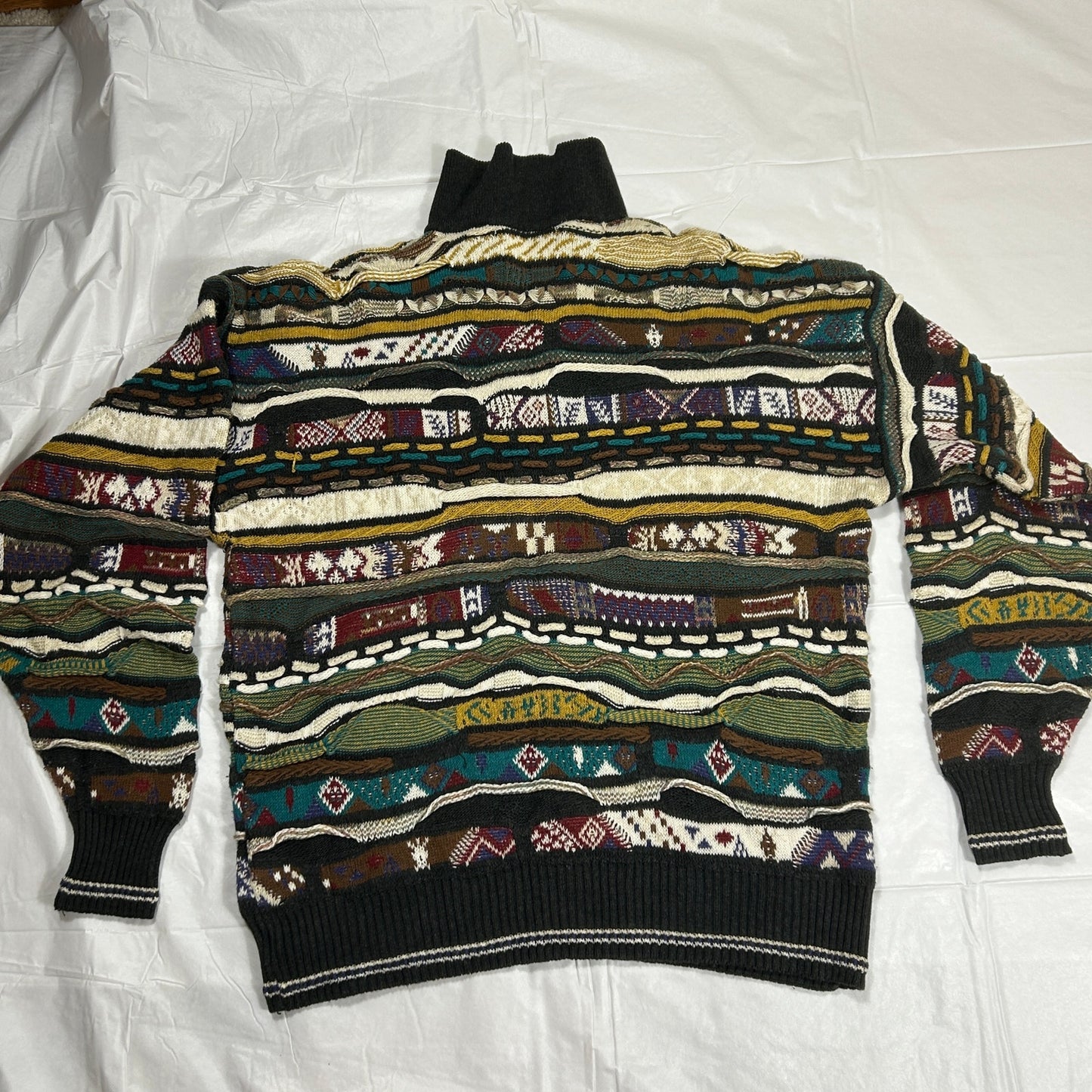Brandini Le Collezioni Coogi Style Sweater, Size Medium, 3D Textured Knit