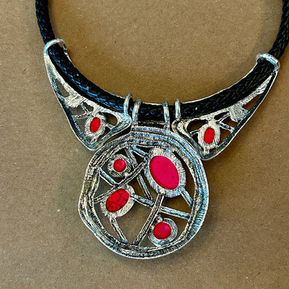 Vintage Southwestern Bib Necklace Red Faux Stone Silver Tone