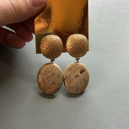 Handcrafted Oval Stone Metal Dangle Earrings Clip-On Beige Gold for Women