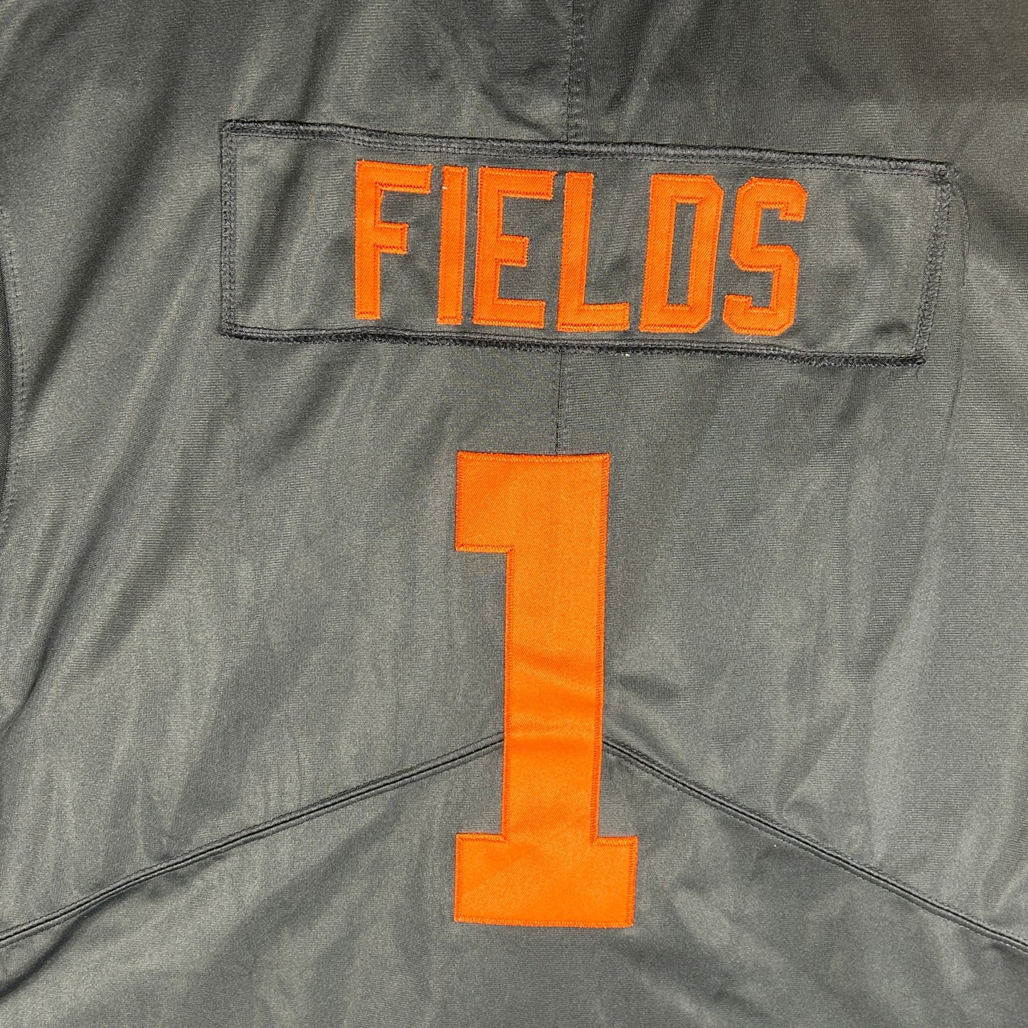 Nike Justin Fields #1 Chicago Bears NFL Jersey - Men's Large - Navy Blue Home Replica