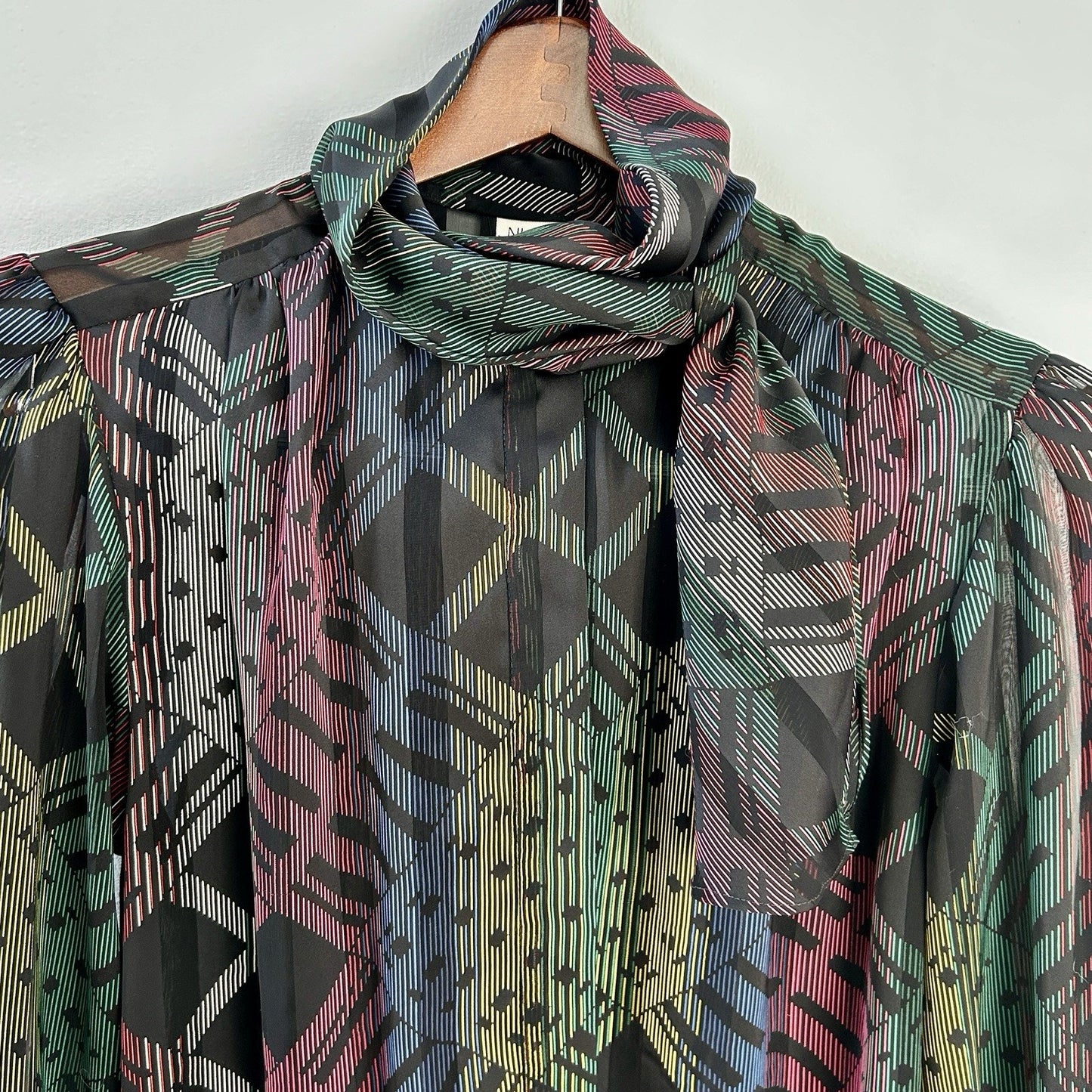 NICOLA Multicolor Geometric Chiffon Tie Neck Long Sleeve Blouse Size 8 Polyester