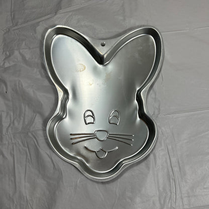 Vintage Wilton Easter Bunny Rabbit Cake Pan | Aluminum Mold | Spring Bakeware