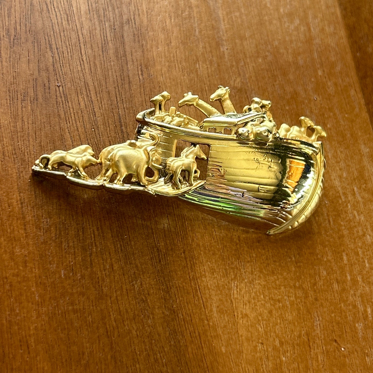 Vintage JJ Noah’s Ark Brooch | Gold Tone 3D Biblical Animal Pin | Signed Jonette Jewelry