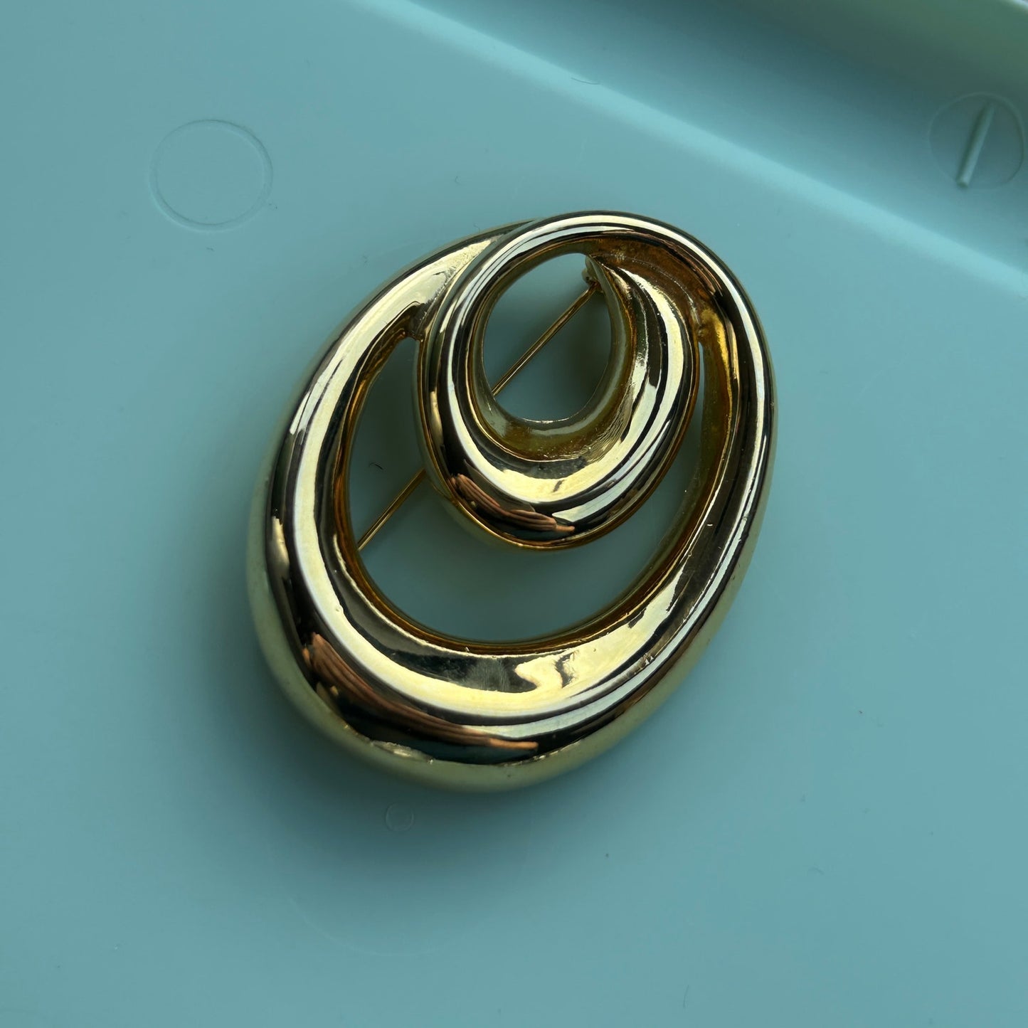 Vintage Monet Gold Tone Nested Oval Brooch | Polished Abstract Concentric Hoop Pin | Mid-Century Modern