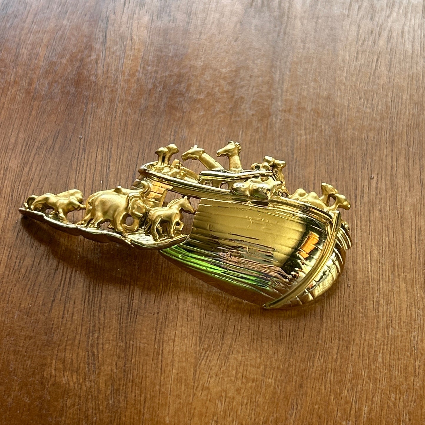 Vintage JJ Noah’s Ark Brooch | Gold Tone 3D Biblical Animal Pin | Signed Jonette Jewelry