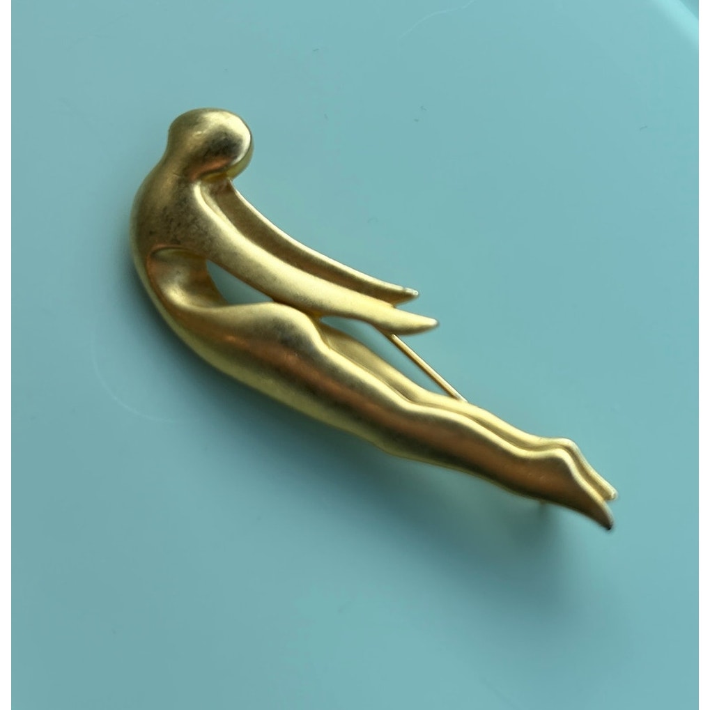 Vintage Signed AJC Matte Gold Tone Swimmer Brooch | Stylized Diving Woman Pin | Mid-Century Modern
