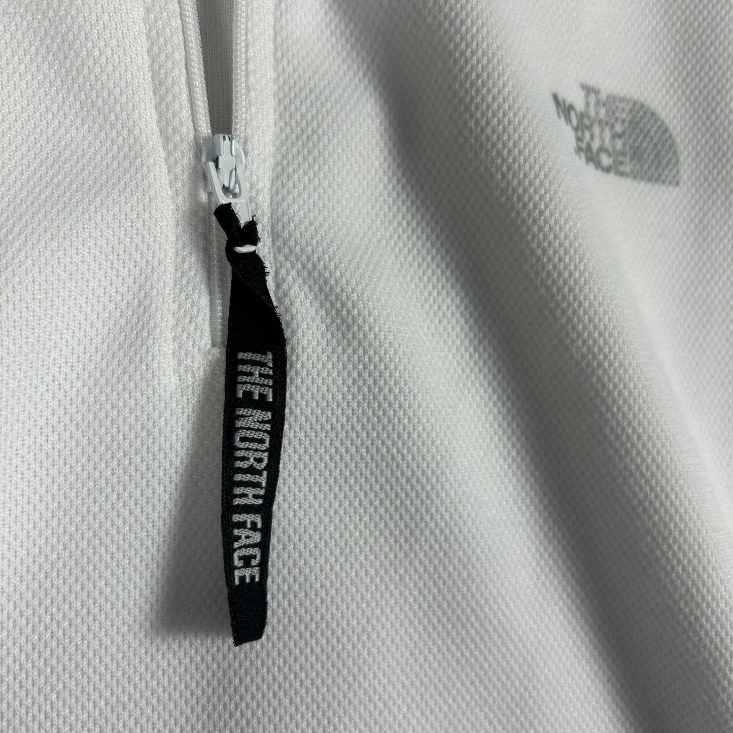 The North Face VaporWick Quarter-Zip Pullover Men's Large White Active Layer
