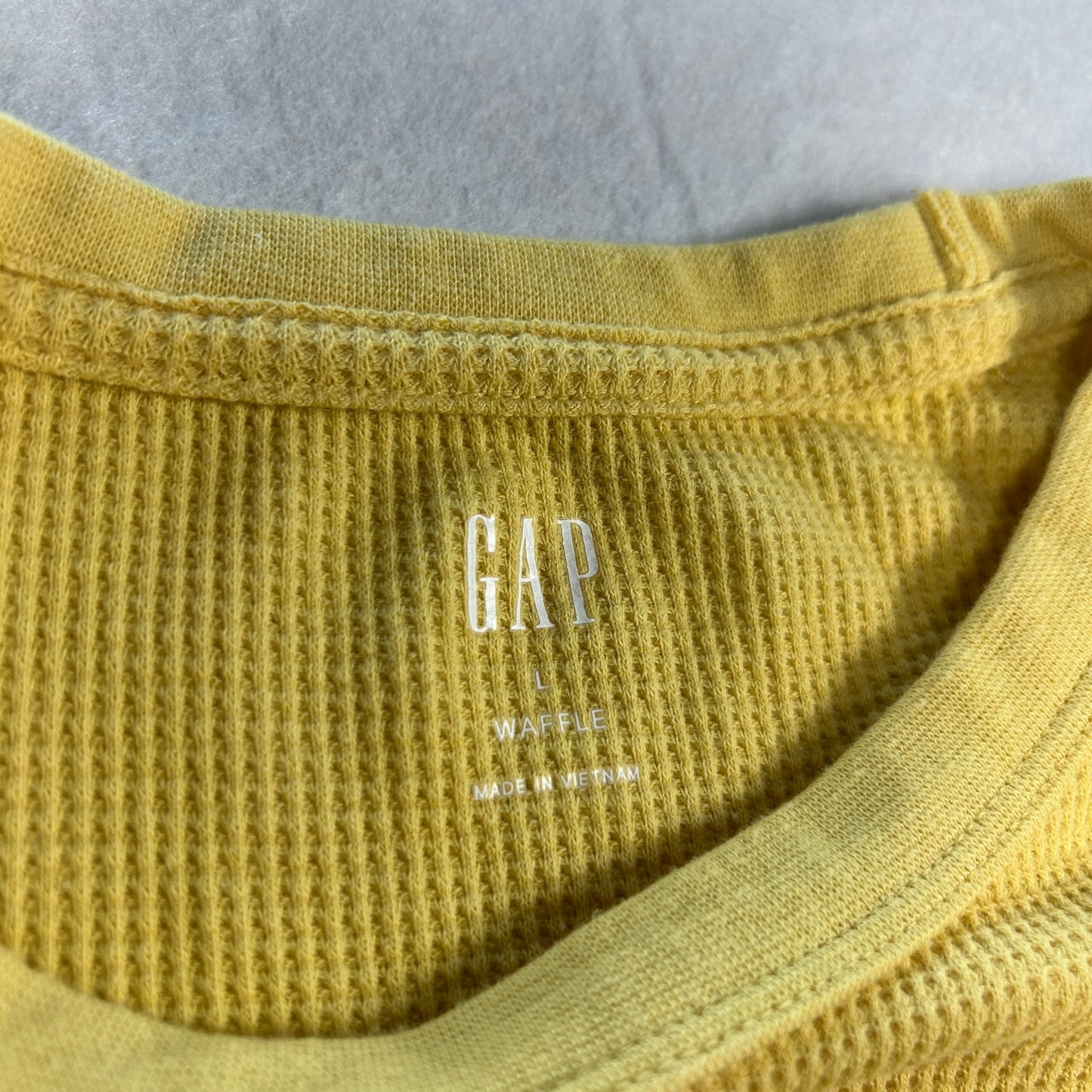 Gap Men’s Waffle Knit Thermal Long Sleeve Shirt - Mustard Yellow - Size Large
