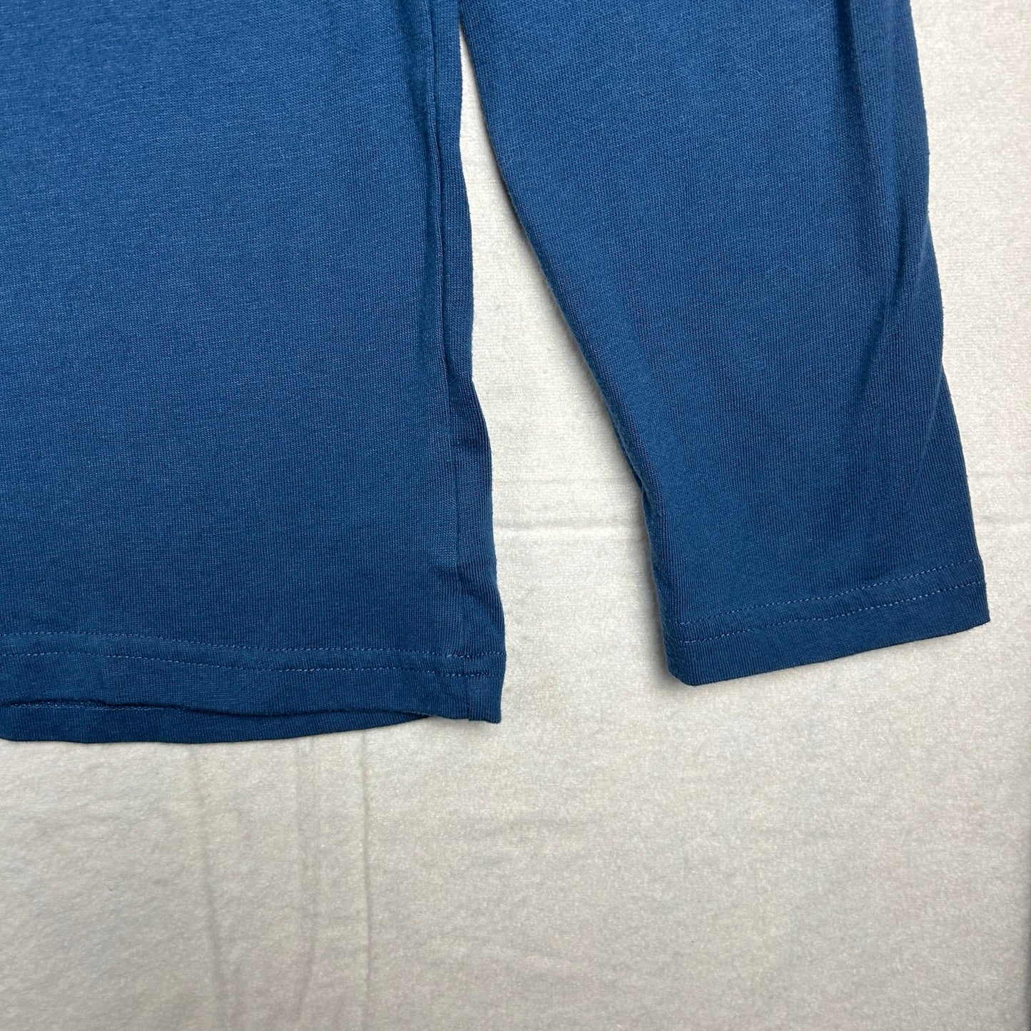 Avalanche Outdoor Supply Co. Men's Long Sleeve T-shirt Blue/Green, Pre-Owned, Excellent Size Medium