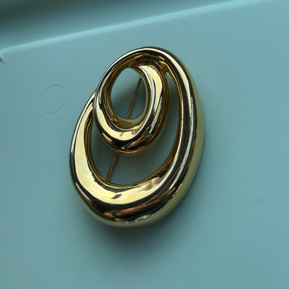 Vintage Monet Gold Tone Nested Oval Brooch | Polished Abstract Concentric Hoop Pin | Mid-Century Modern