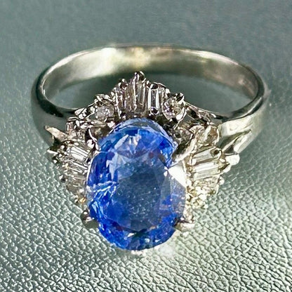 Platinum 3.50 ct Unheated Nat. Ceylon Sapphire and Nat. Diamond Ring, Size 6-GIA