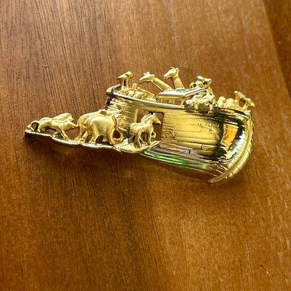 Vintage Noah’s Ark Gold-Tone Brooch, Detailed 3D Animal Figural Pin, Religious