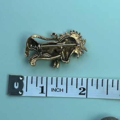 Vintage Gold Tone Lion Brooch – Detailed Regal Mane Figural Lapel Pin