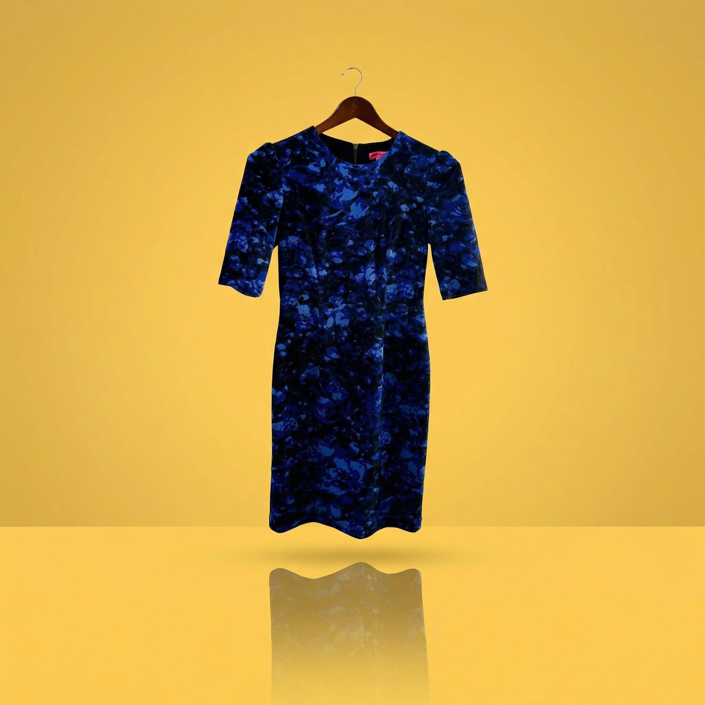 Betsey Johnson Blue Floral Sheath Dress, Knee Length, Size 2
