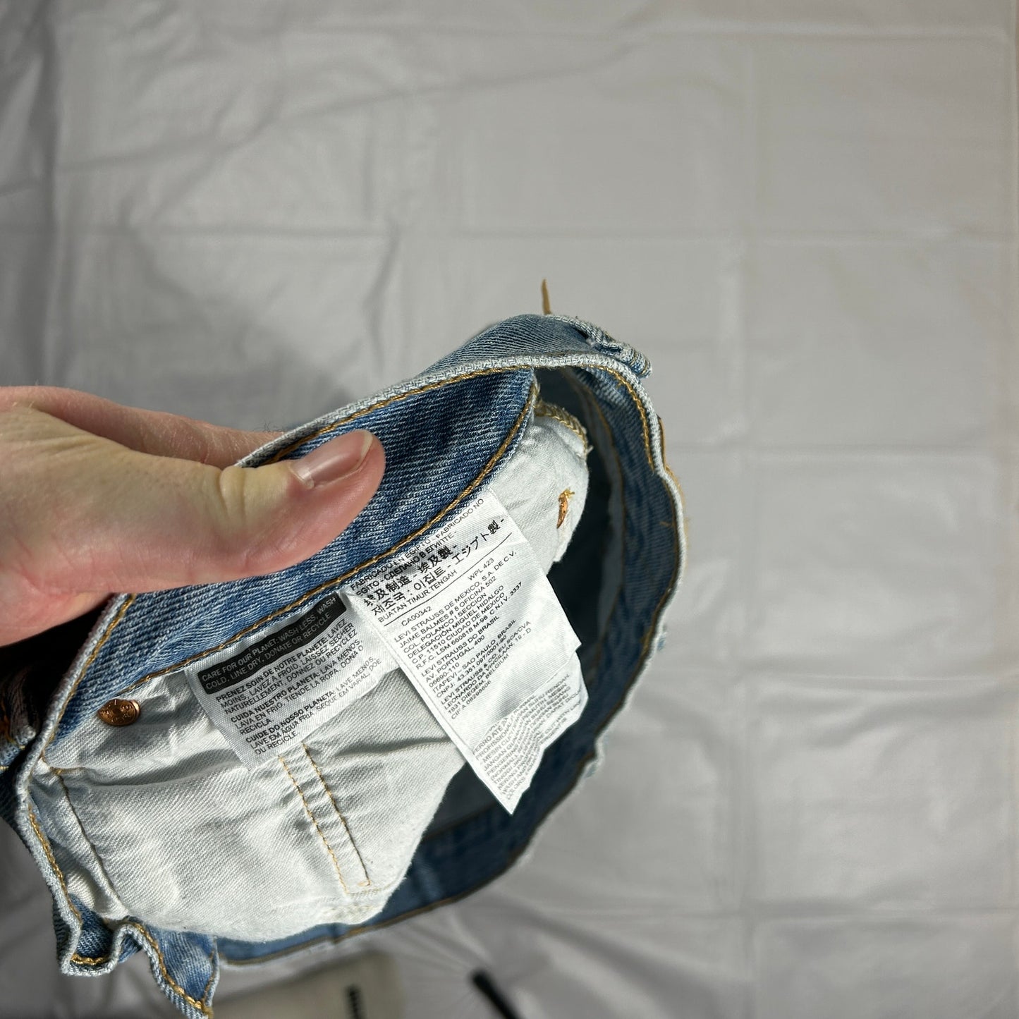 Vintage Levi’s 501 Men's 38x29 Button Fly Jeans Medium Wash Distressed