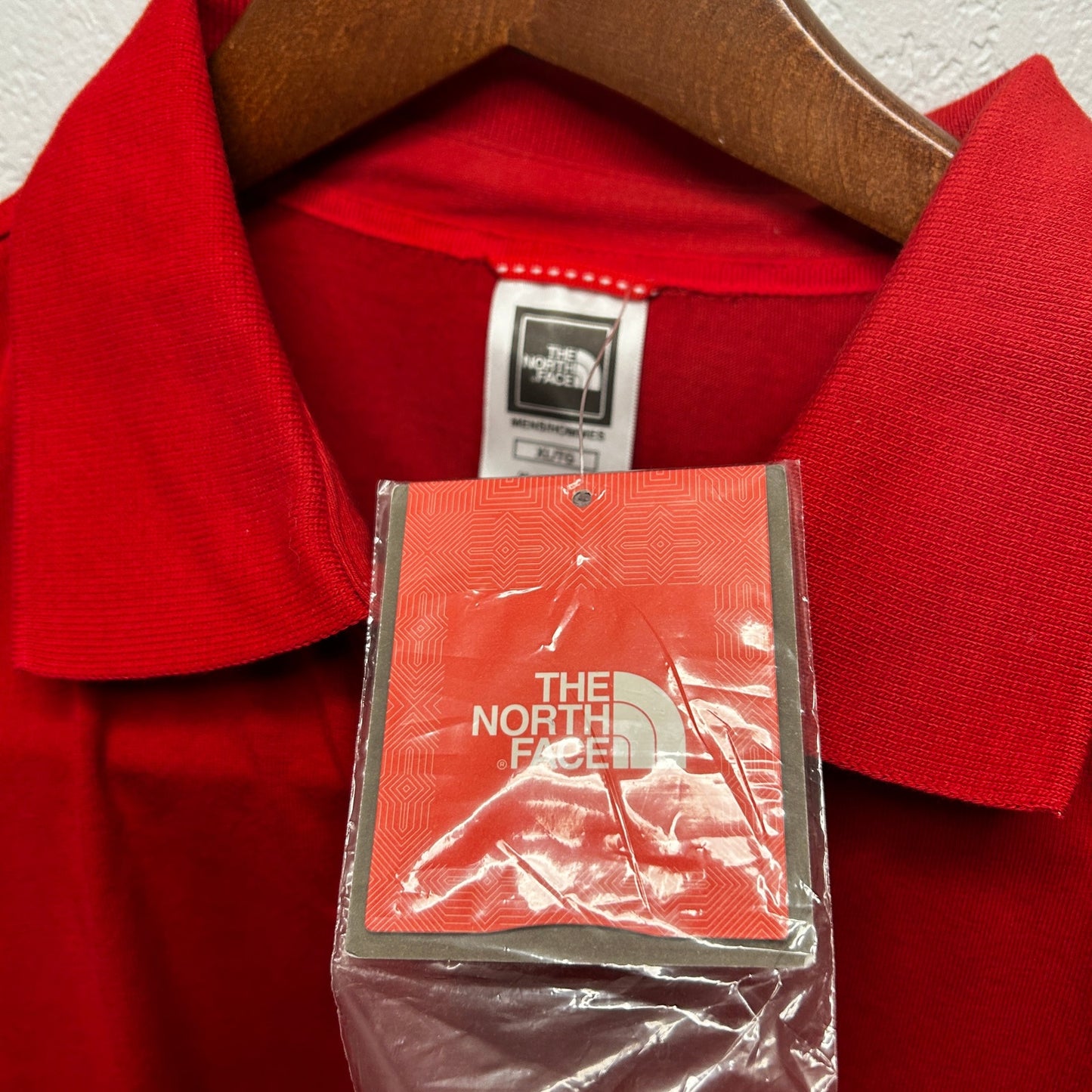 North Face Men's XL NWT Red Clay Short Sleeve Polo Shirt