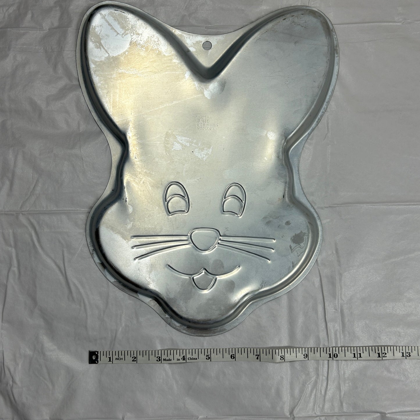 Vintage Wilton Easter Bunny Rabbit Cake Pan | Aluminum Mold | Spring Bakeware