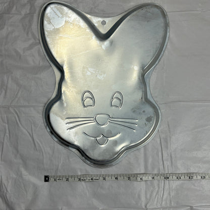 Vintage Wilton Easter Bunny Rabbit Cake Pan | Aluminum Mold | Spring Bakeware