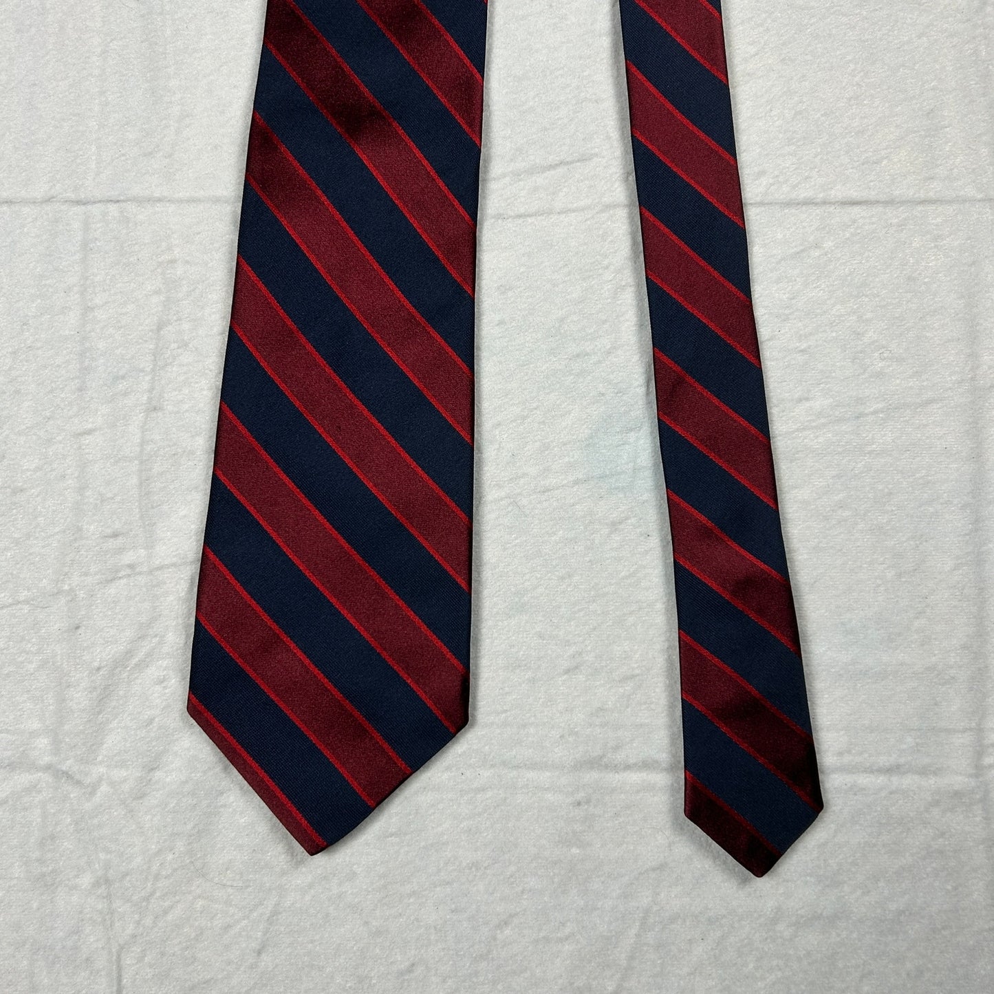 Daniel Cremieux Signature Collection Men’s Silk Tie, Navy & Burgundy Repp Stripe