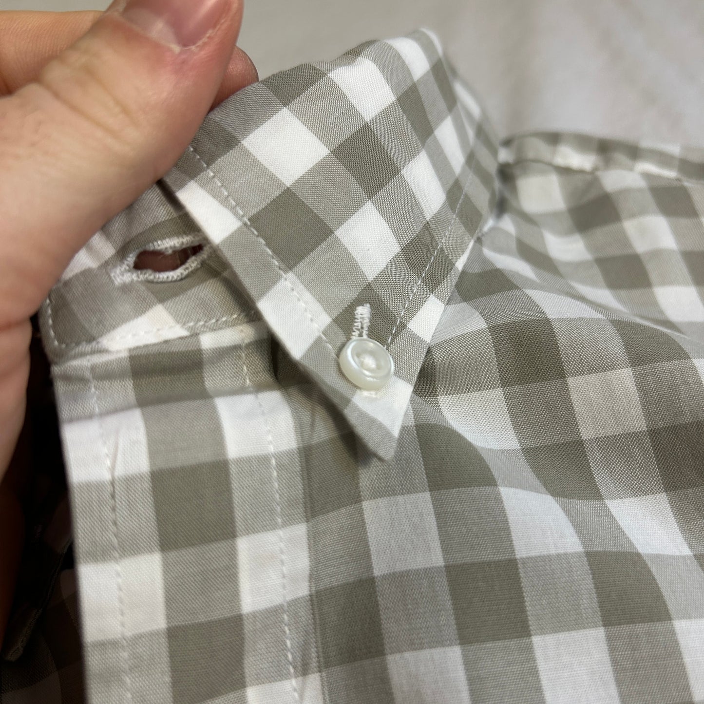 J.CREW Men's Flex Washed Gingham Button Down Shirt - XL Classic Fit - Tan & White