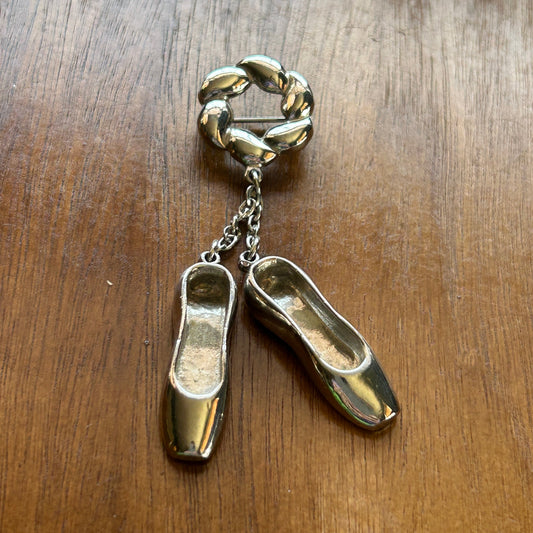 Vintage Silver Tone Ballerina Slipper Brooch, Dangling Ballet Flat Charm Pin
