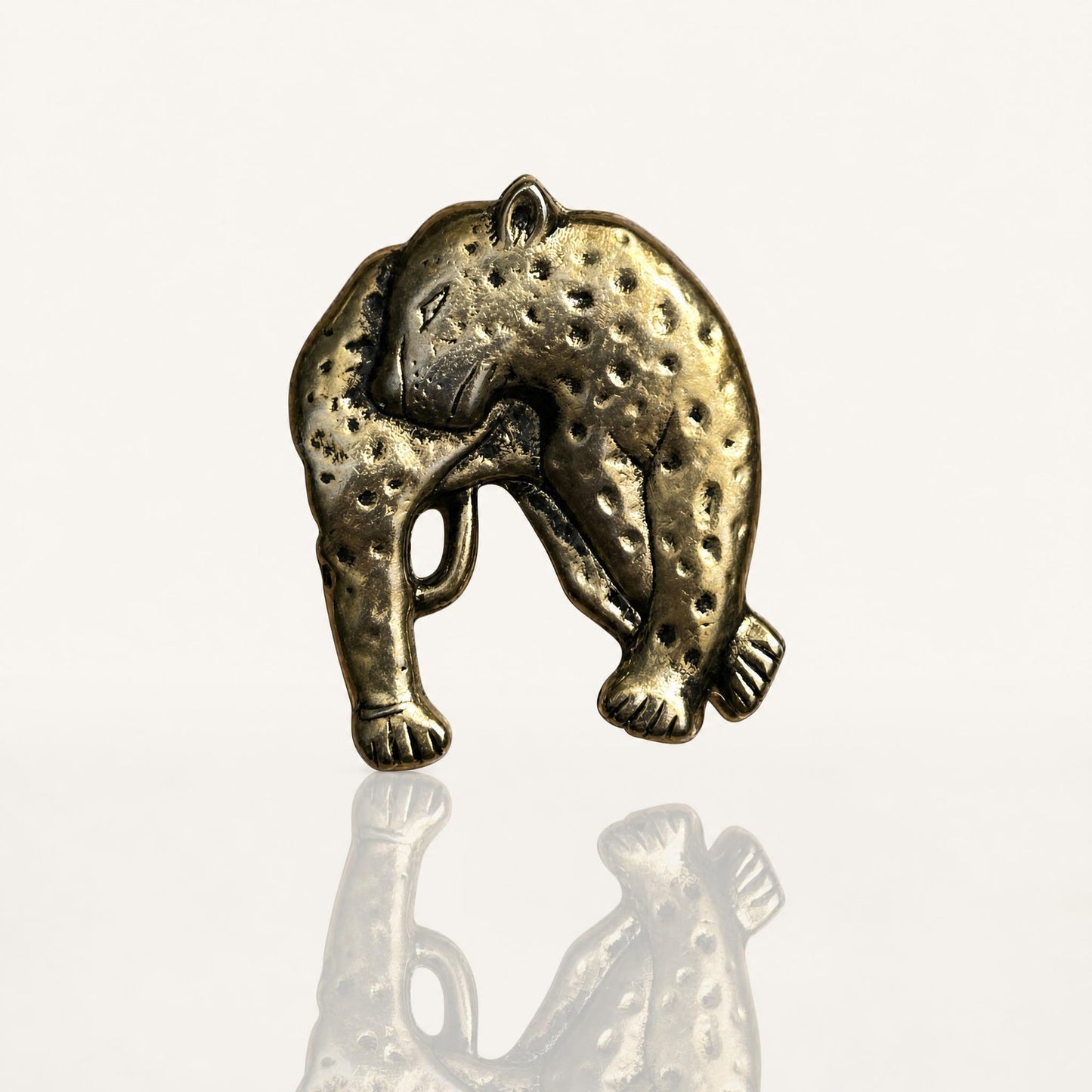 Vintage Leopard Figural Brooch Pin Antiqued Gold Tone Spotted Cat 70s-90s