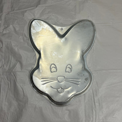Vintage Wilton Easter Bunny Rabbit Cake Pan | Aluminum Mold | Spring Bakeware