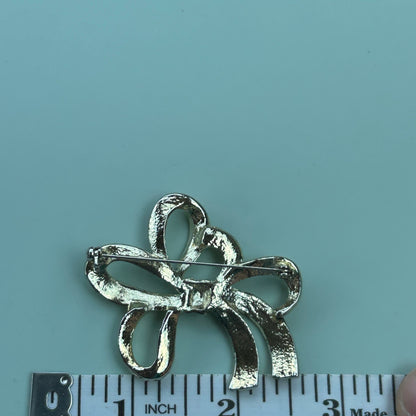 Vintage Silver Tone Ribbon Bow Brooch Polished Fluid Design Statement Pin
