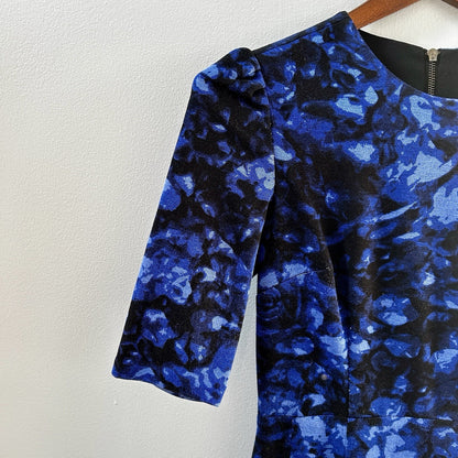 Betsey Johnson Blue Floral Sheath Dress, Knee Length, Size 2