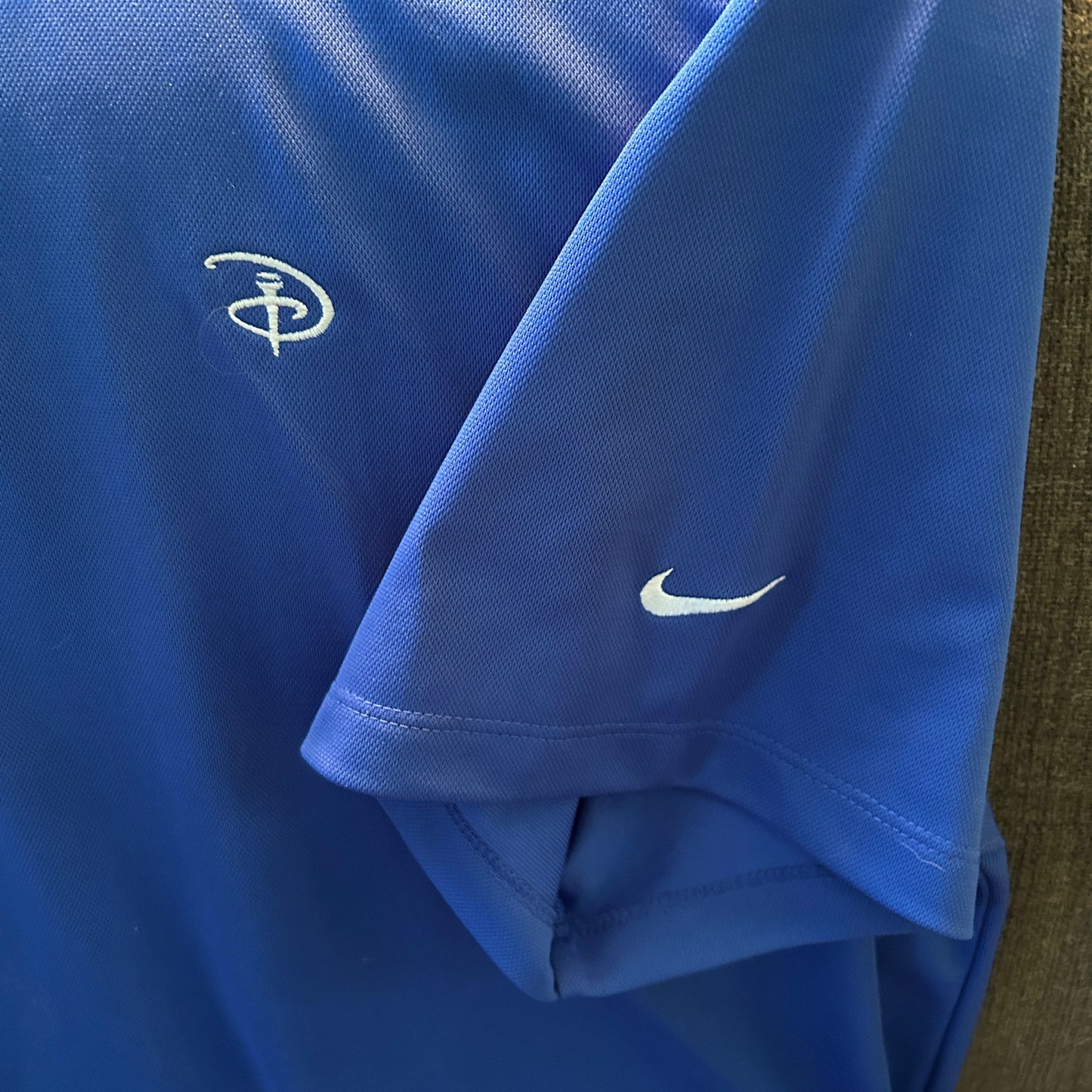Nike Golf Walt Disney World Men’s Dri-FIT Polo Shirt, Royal Blue, Size Large, White Swoosh