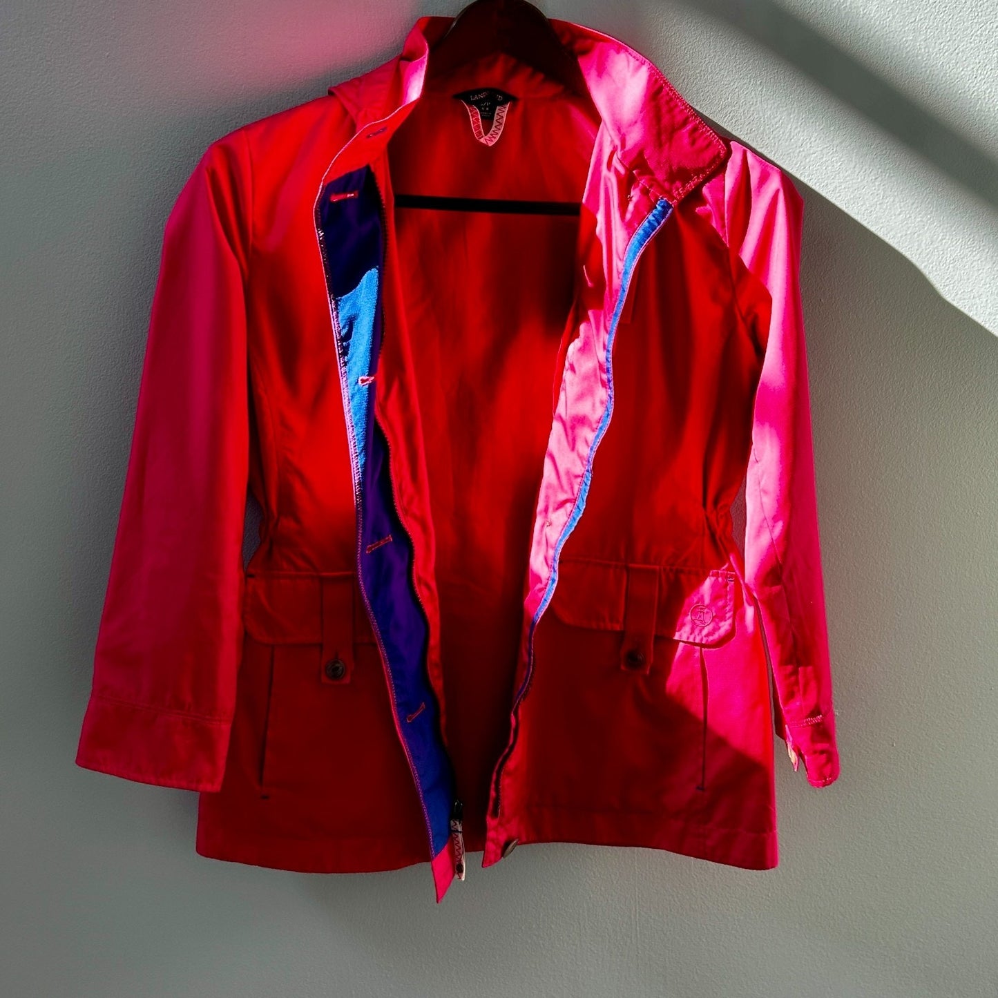 Lands' End Women's Squall Rain Jacket – Vibrant Pink – Size Small (6-8)